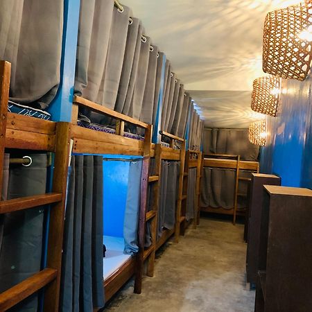 Jaydy Hostel Хенераль-Луна Екстер'єр фото