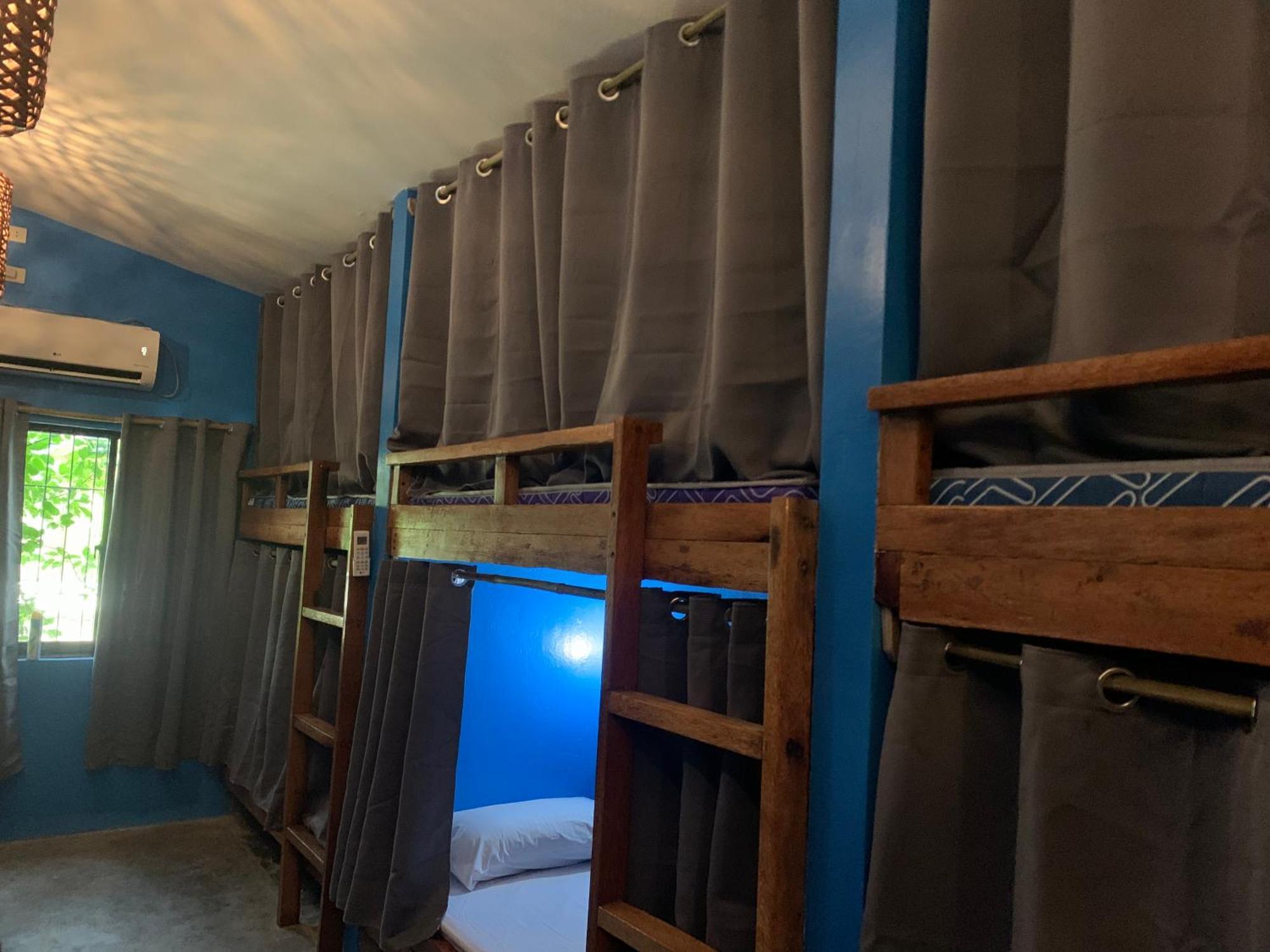 Jaydy Hostel Хенераль-Луна Екстер'єр фото