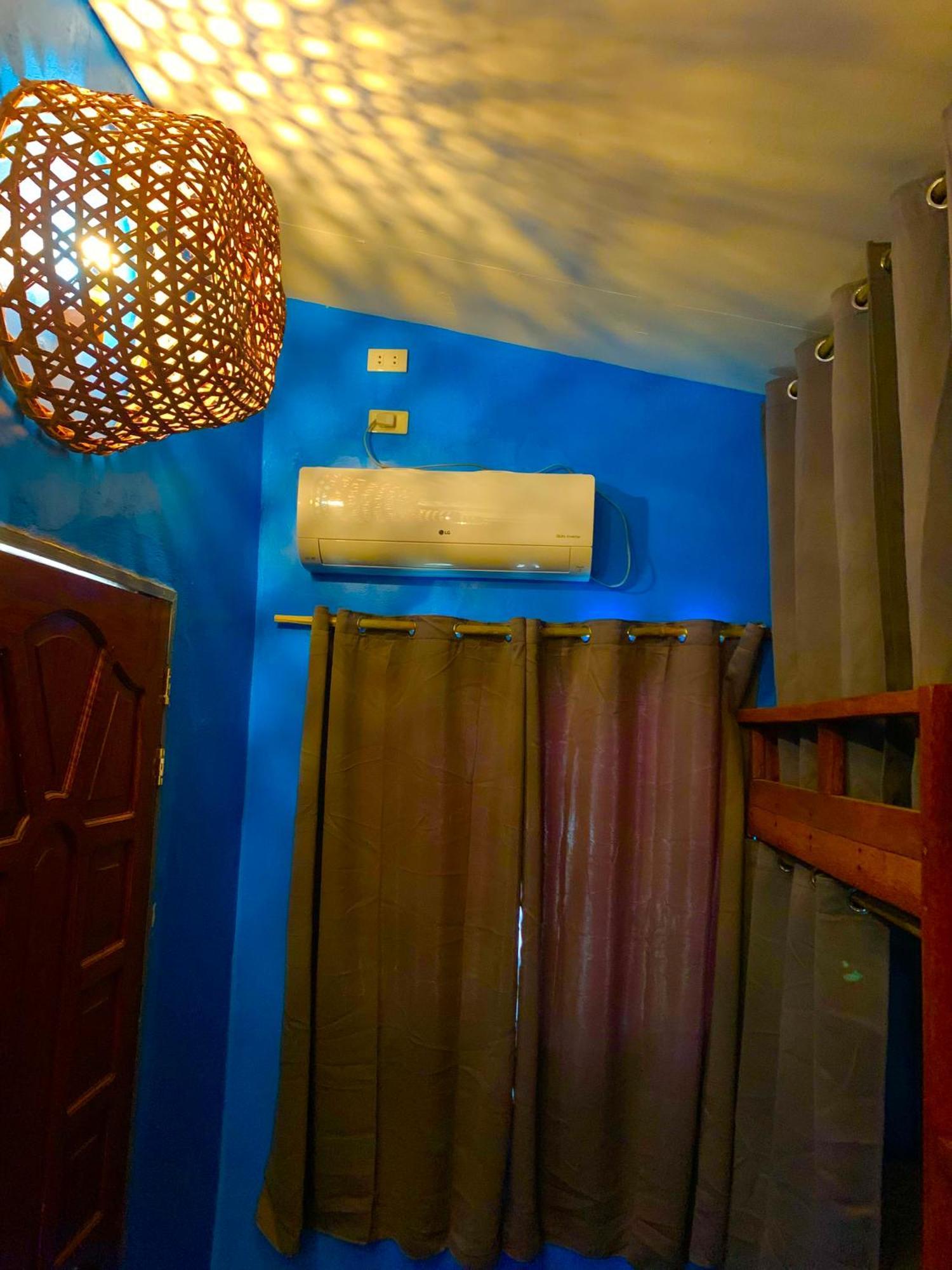 Jaydy Hostel Хенераль-Луна Екстер'єр фото